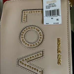 Michael Kors Wristlet. Brand new with tag
